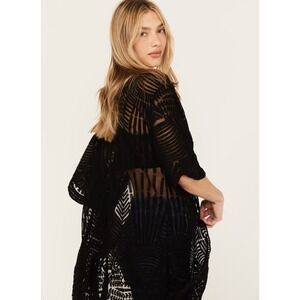 Shyanne Black Geo Print Lace Sheer Short Sleeve Kimono Cardigan Western One Size